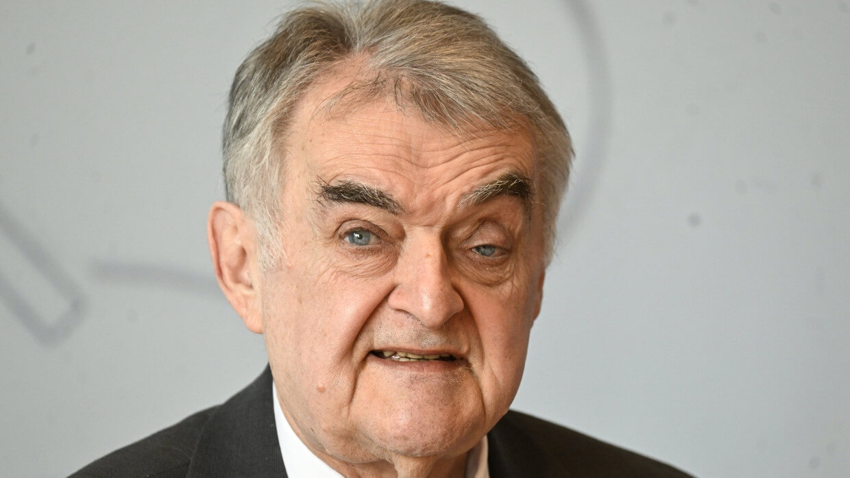 Was hat Herbert Reul am Auge